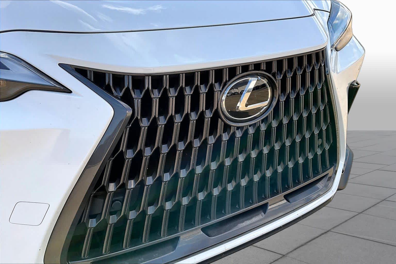 2026 Lexus NX 350 photo 30 of 37