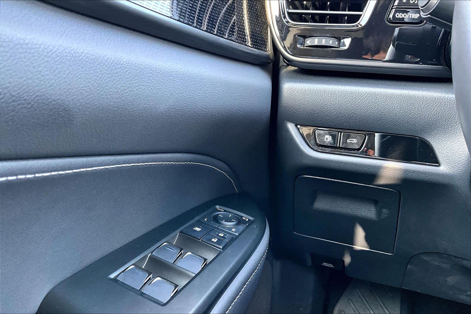 2026 Lexus NX 350 photo 36 of 37