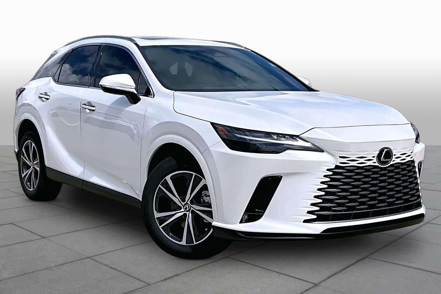 2026 Lexus RX 350 photo 2 of 20