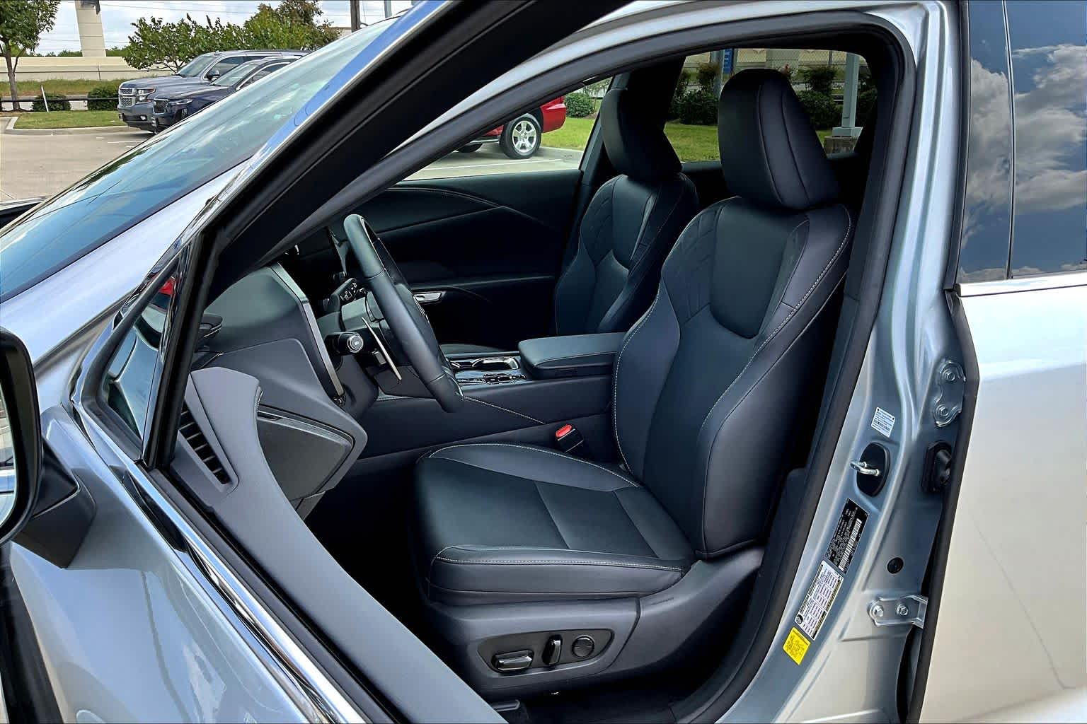 2025 Lexus RX Premium  - 6