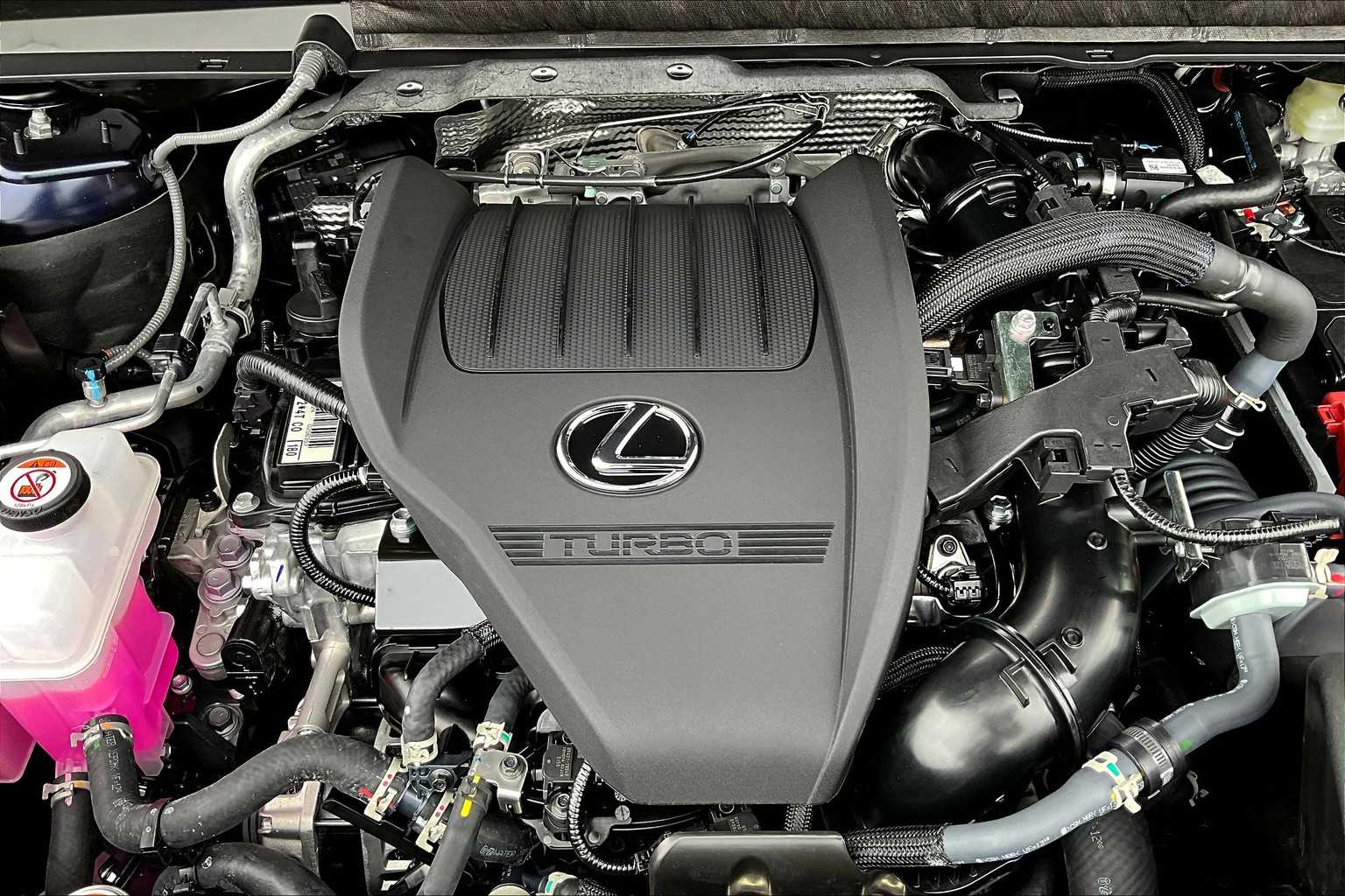 2025 Lexus RX 350 photo 17 of 22