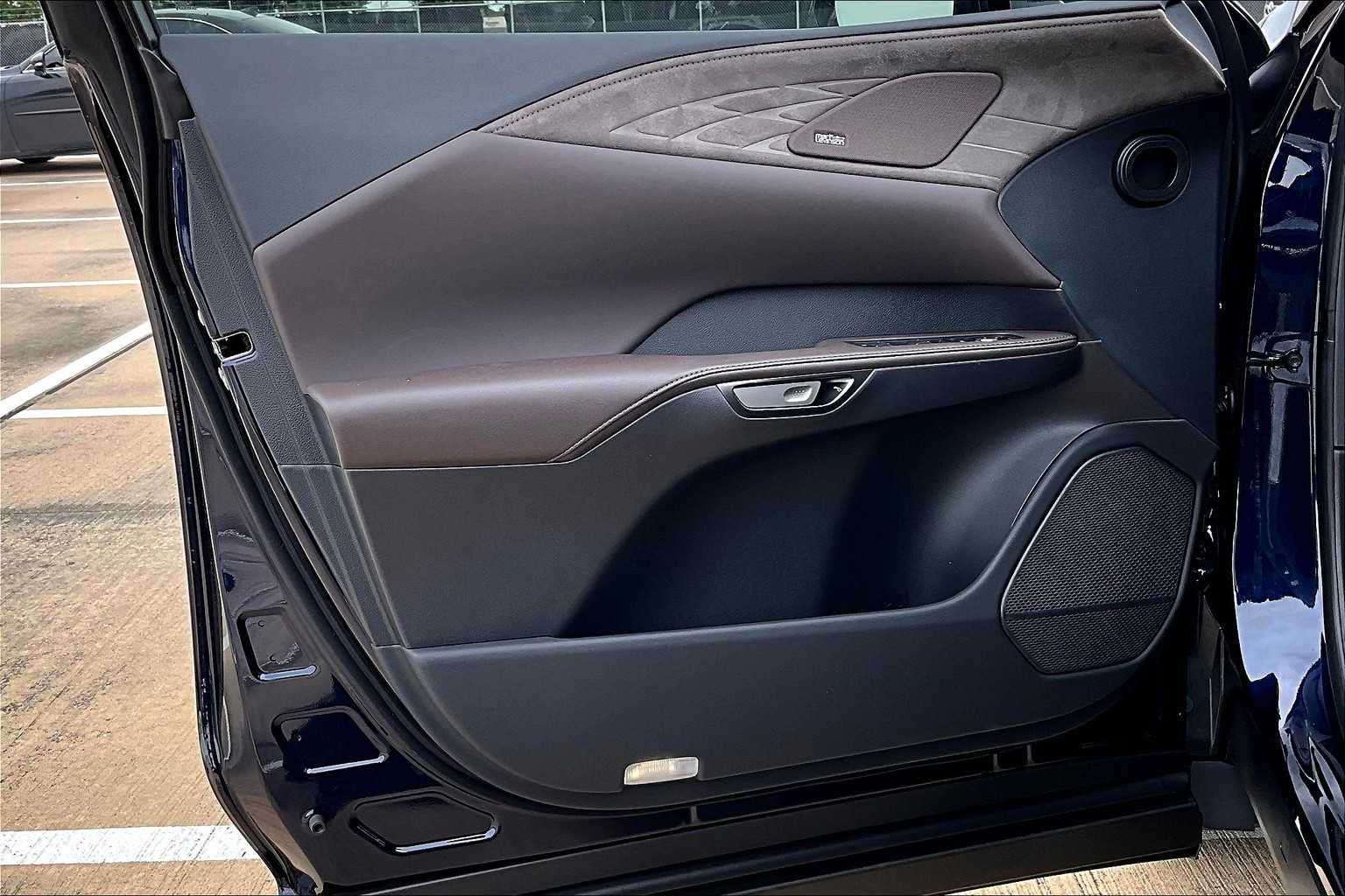 2025 Lexus RX 350 photo 10 of 22