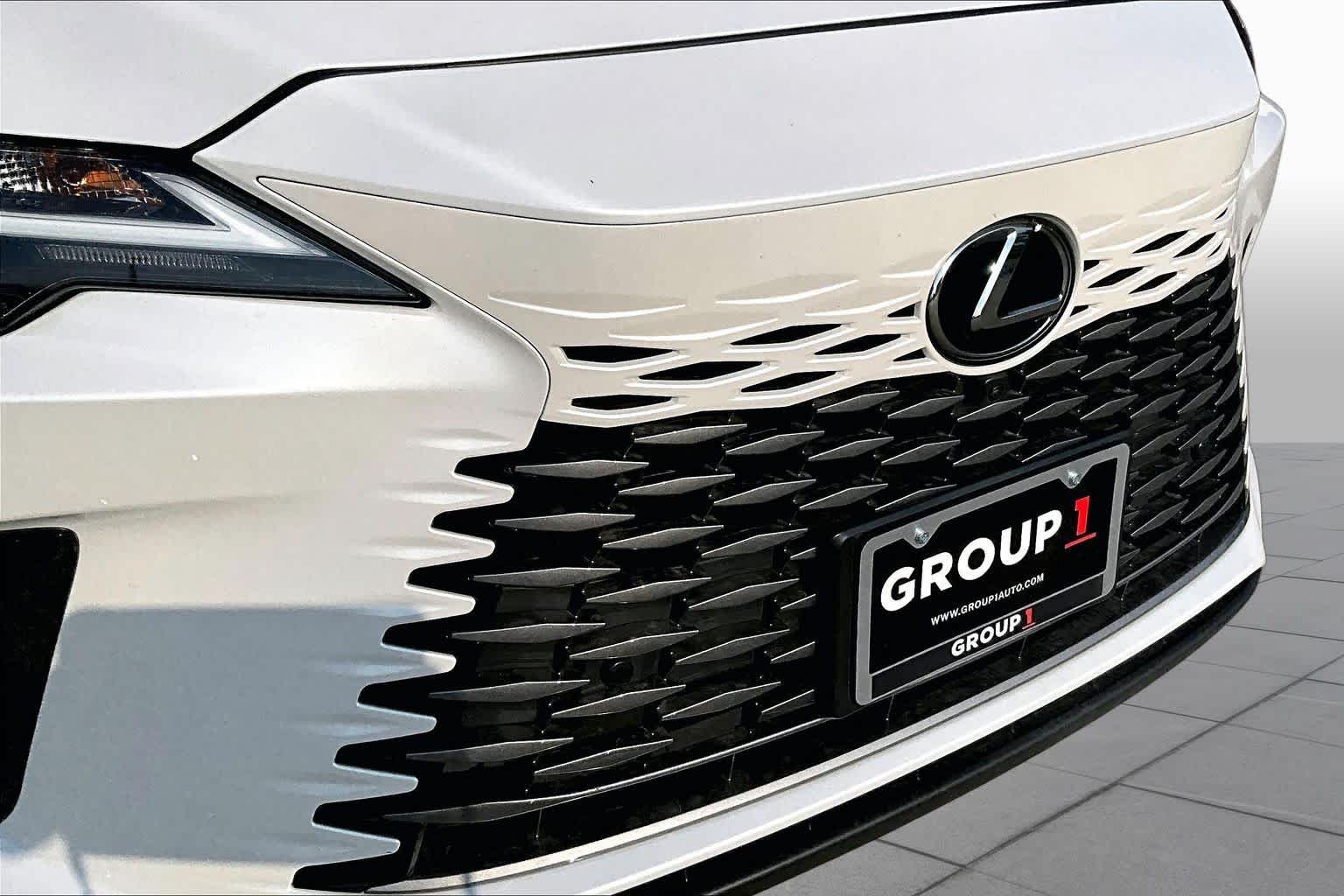 2025 Lexus RX 350 photo 27 of 34