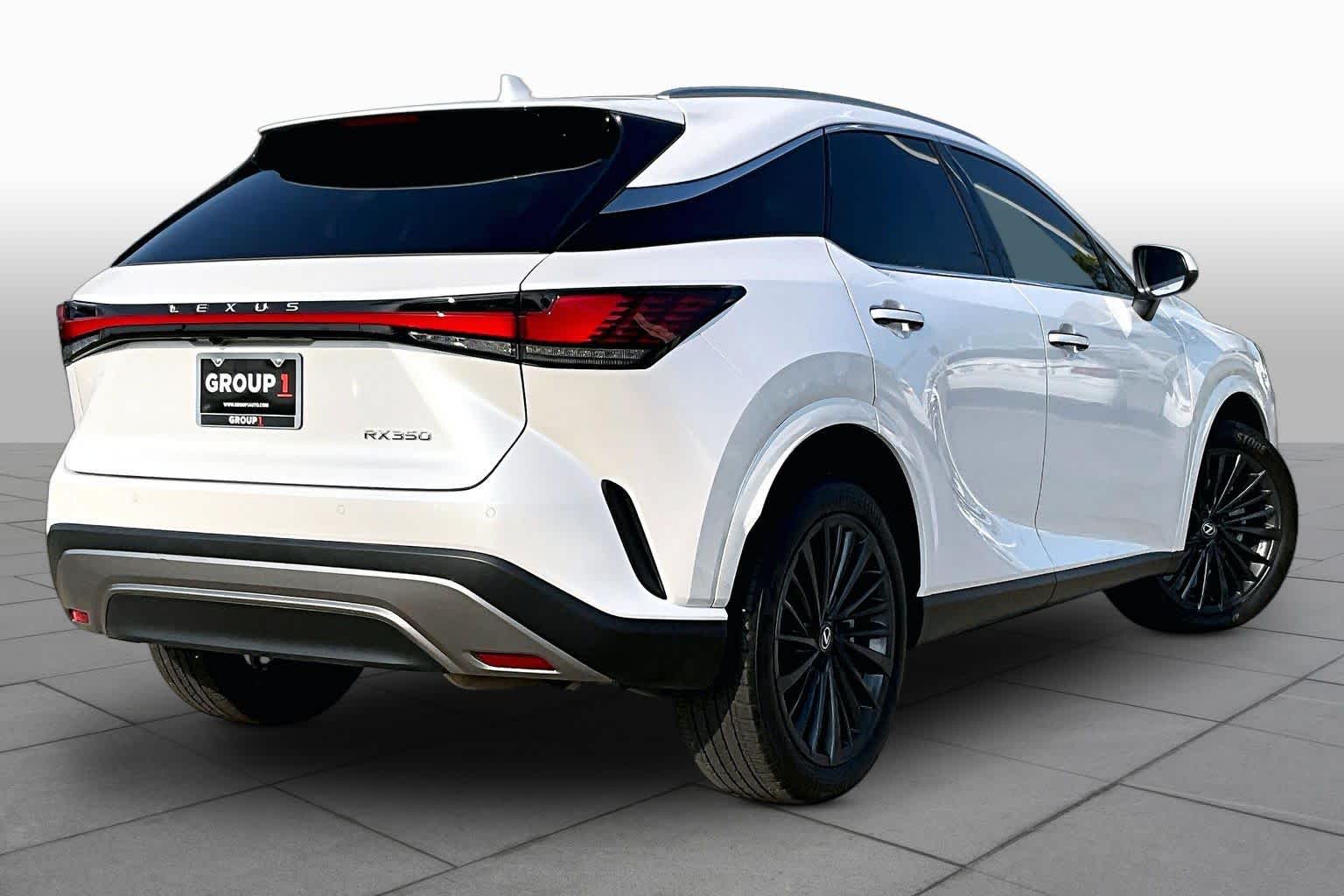 2025 Lexus RX 350 photo 11 of 34