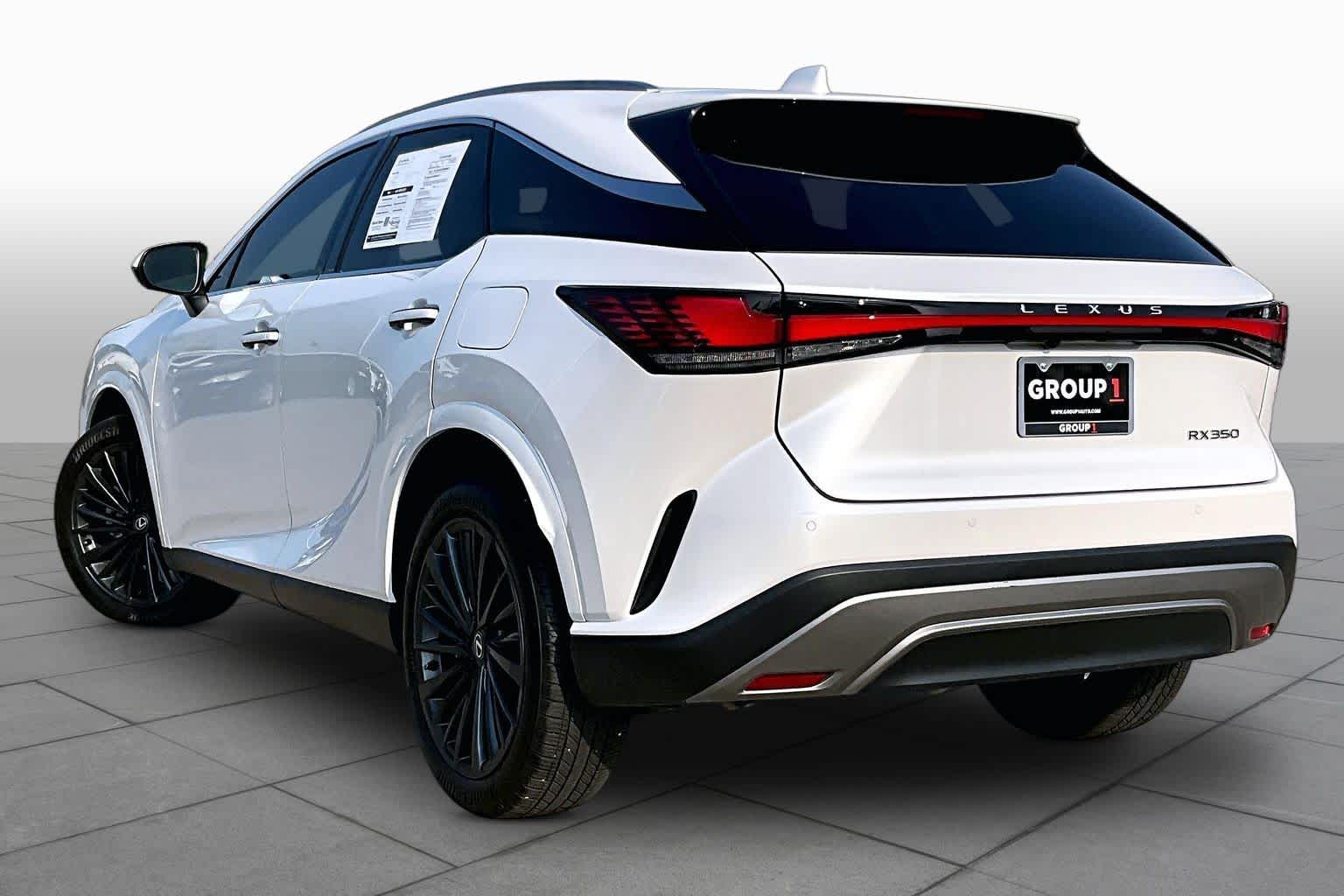 2025 Lexus RX 350 photo 10 of 34