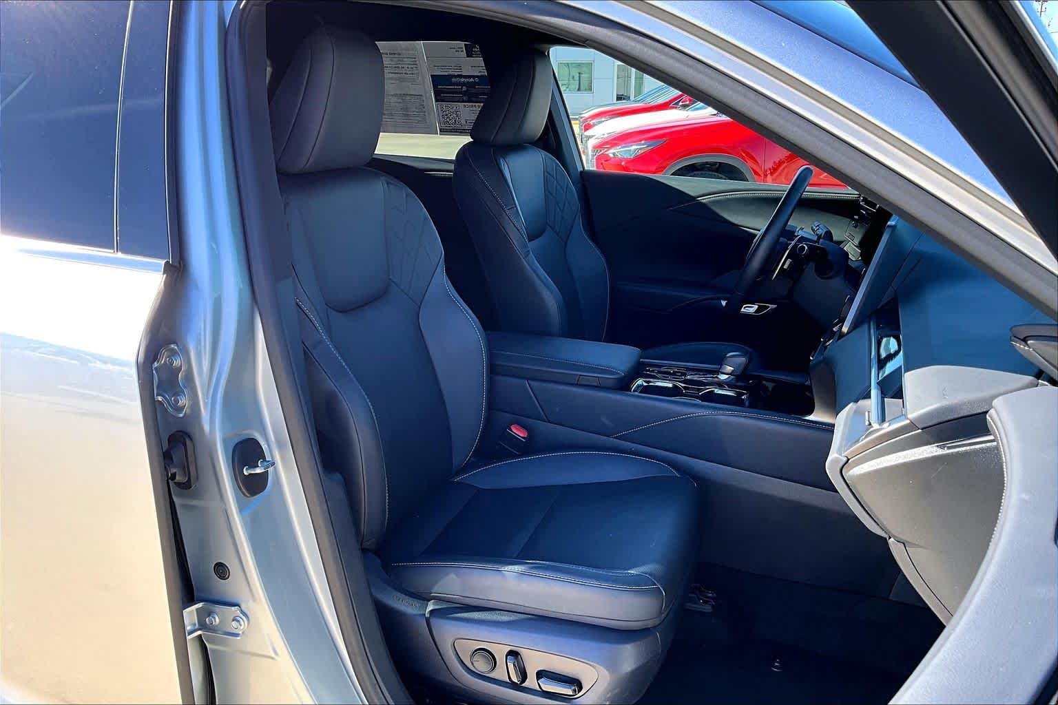 2025 Lexus RX 350 - 7