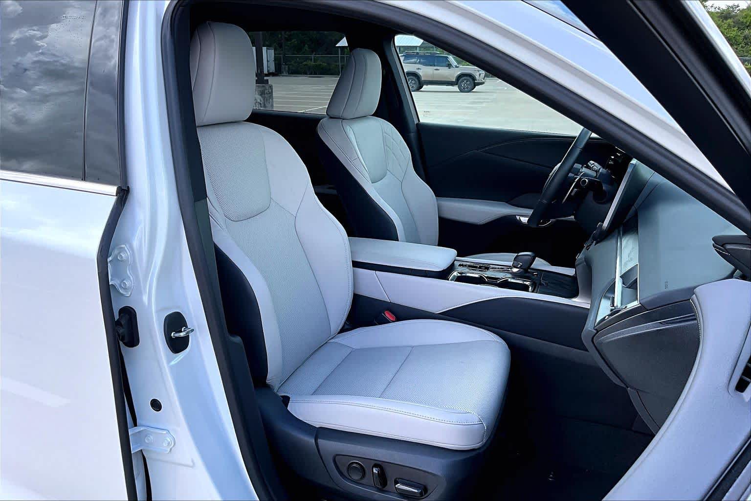 2025 Lexus RX 350 Premium - 8