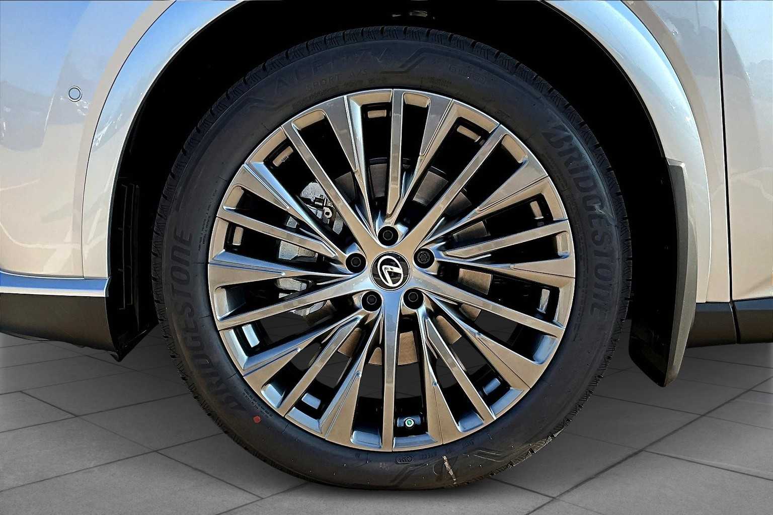 2025 Lexus RX Luxury  - 10