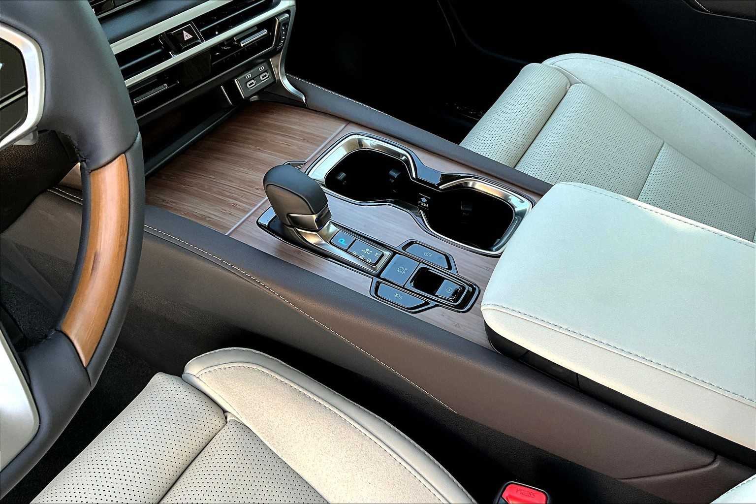 2025 Lexus RX Luxury  - 6