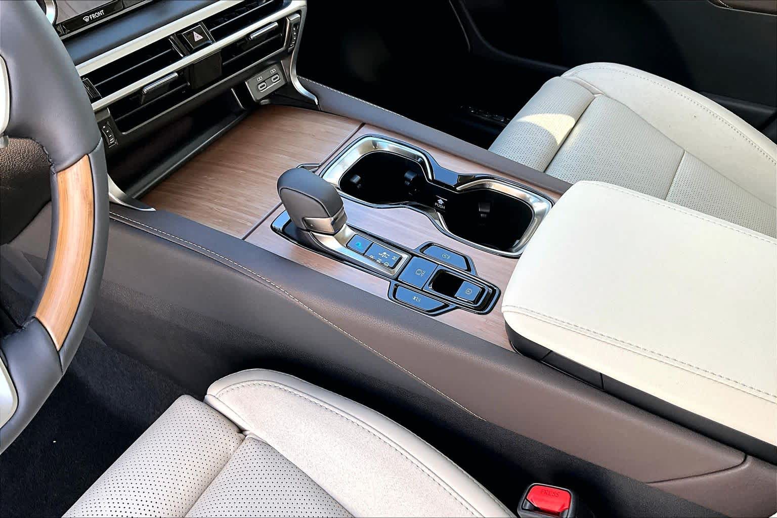 2026 Lexus RX 350 Luxury - 6