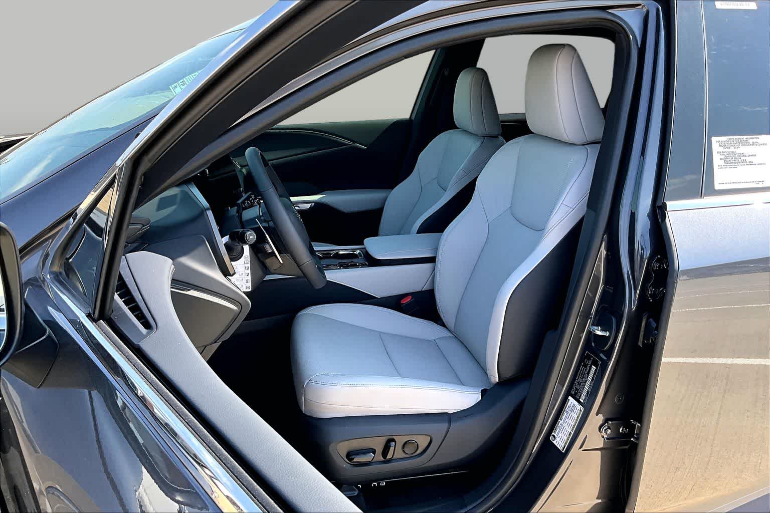 2026 Lexus RX 350 photo 9 of 20