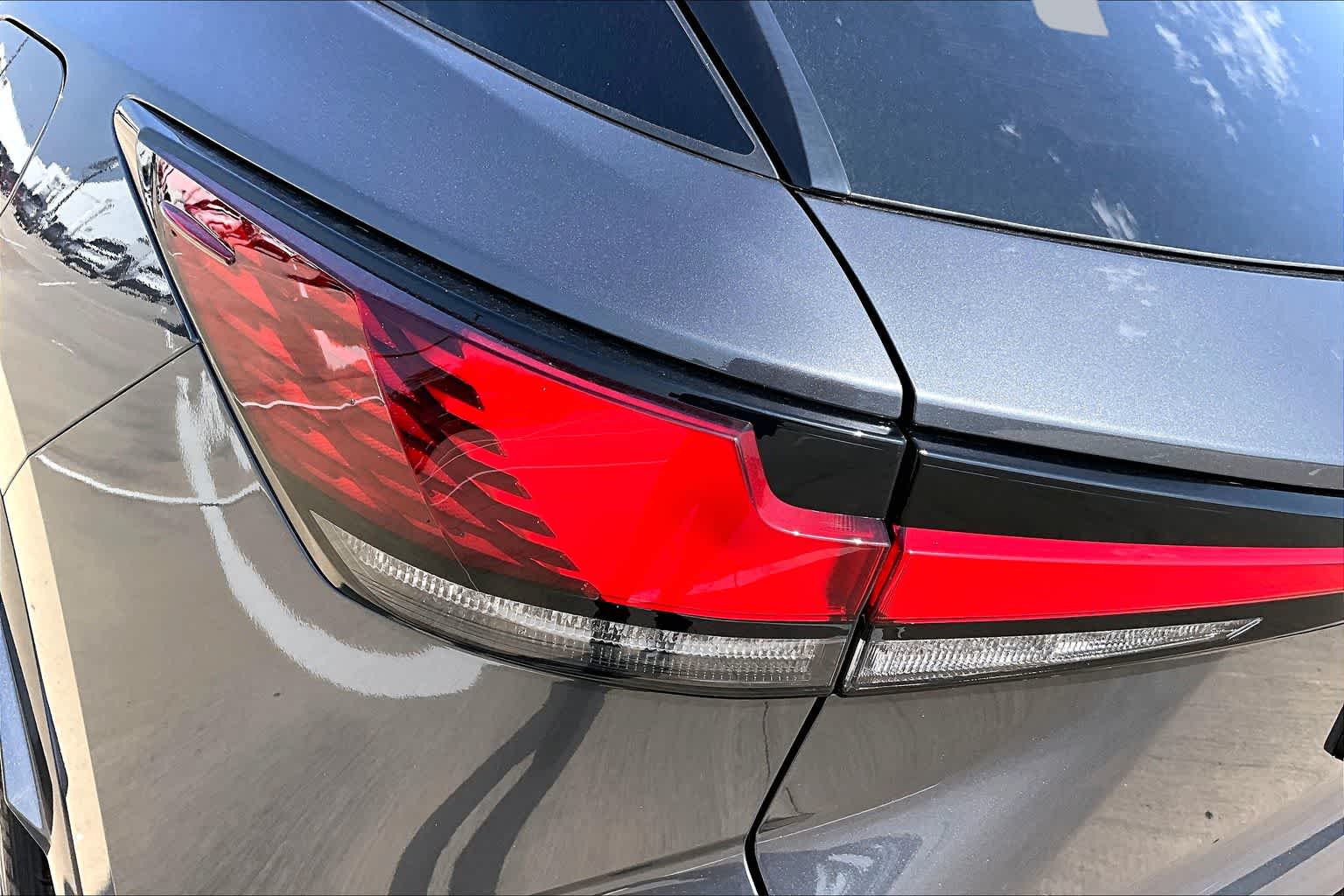 2026 Lexus RX 350 photo 14 of 20