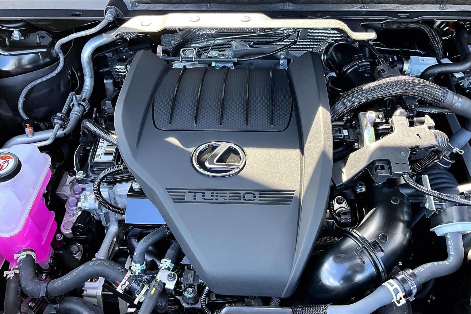 2026 Lexus RX 350 photo 17 of 20