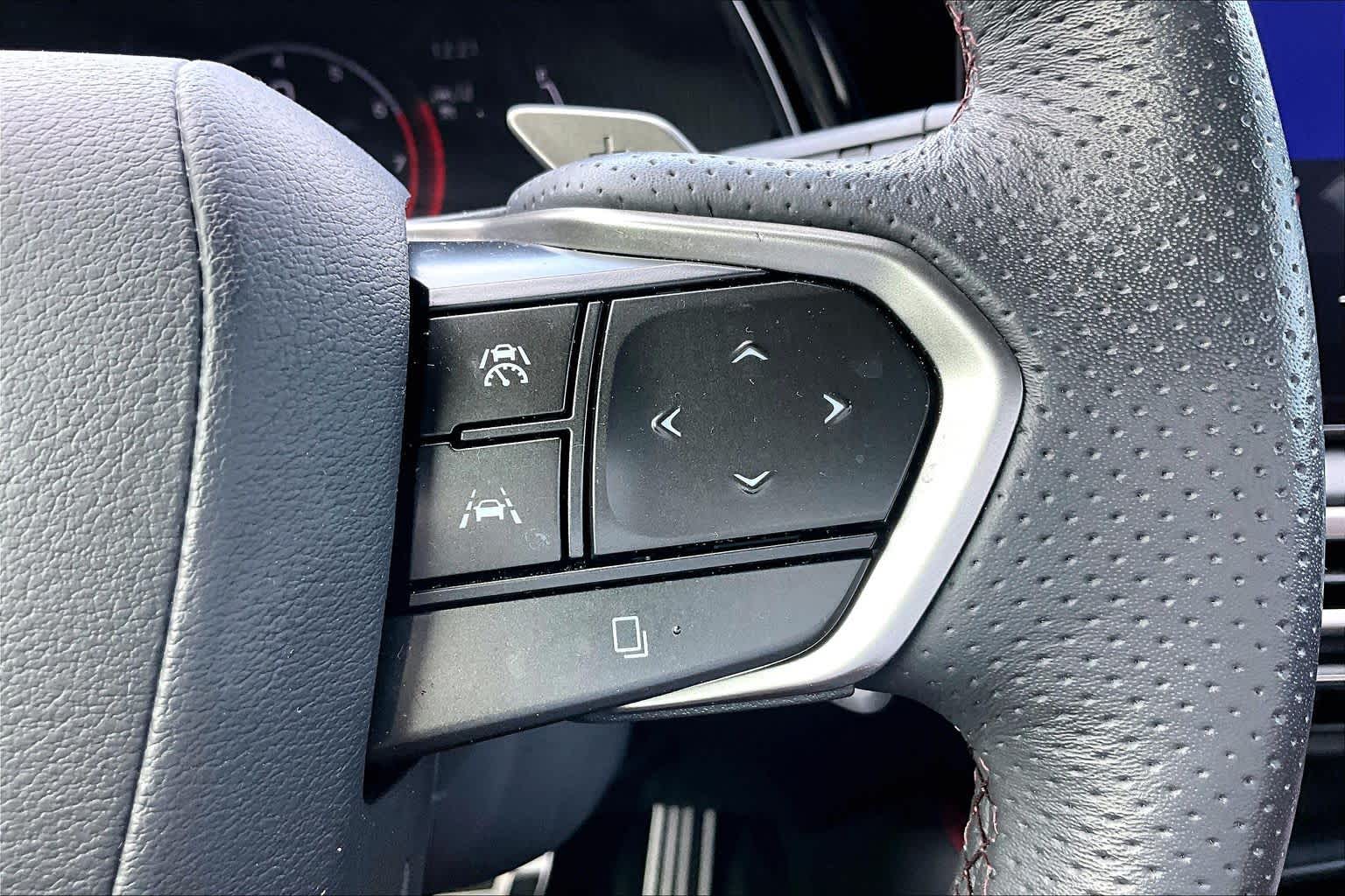 2024 Lexus RX 350 photo 25 of 37