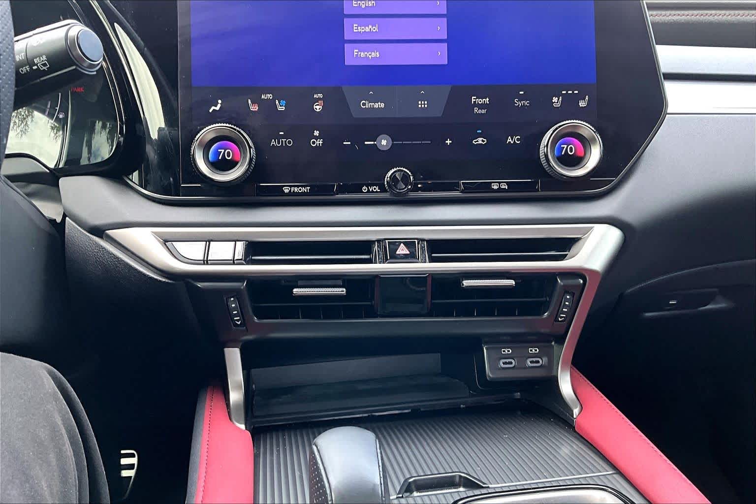 2024 Lexus RX 350 photo 34 of 37