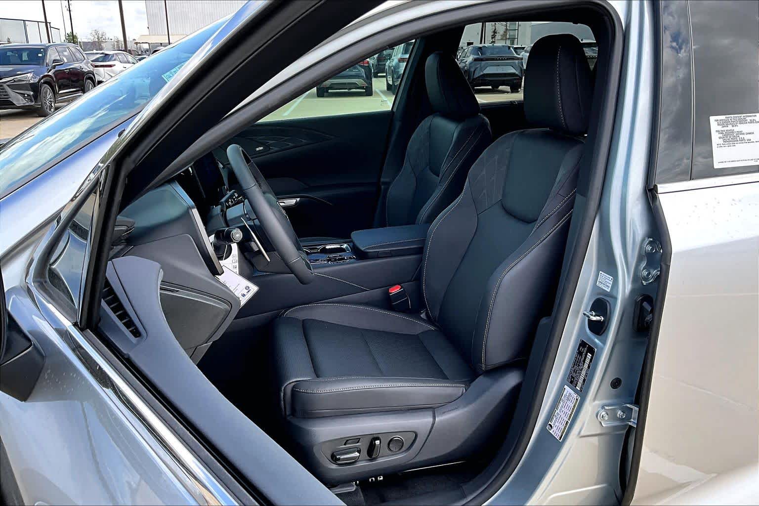 2026 Lexus RX 350 Luxury - 8