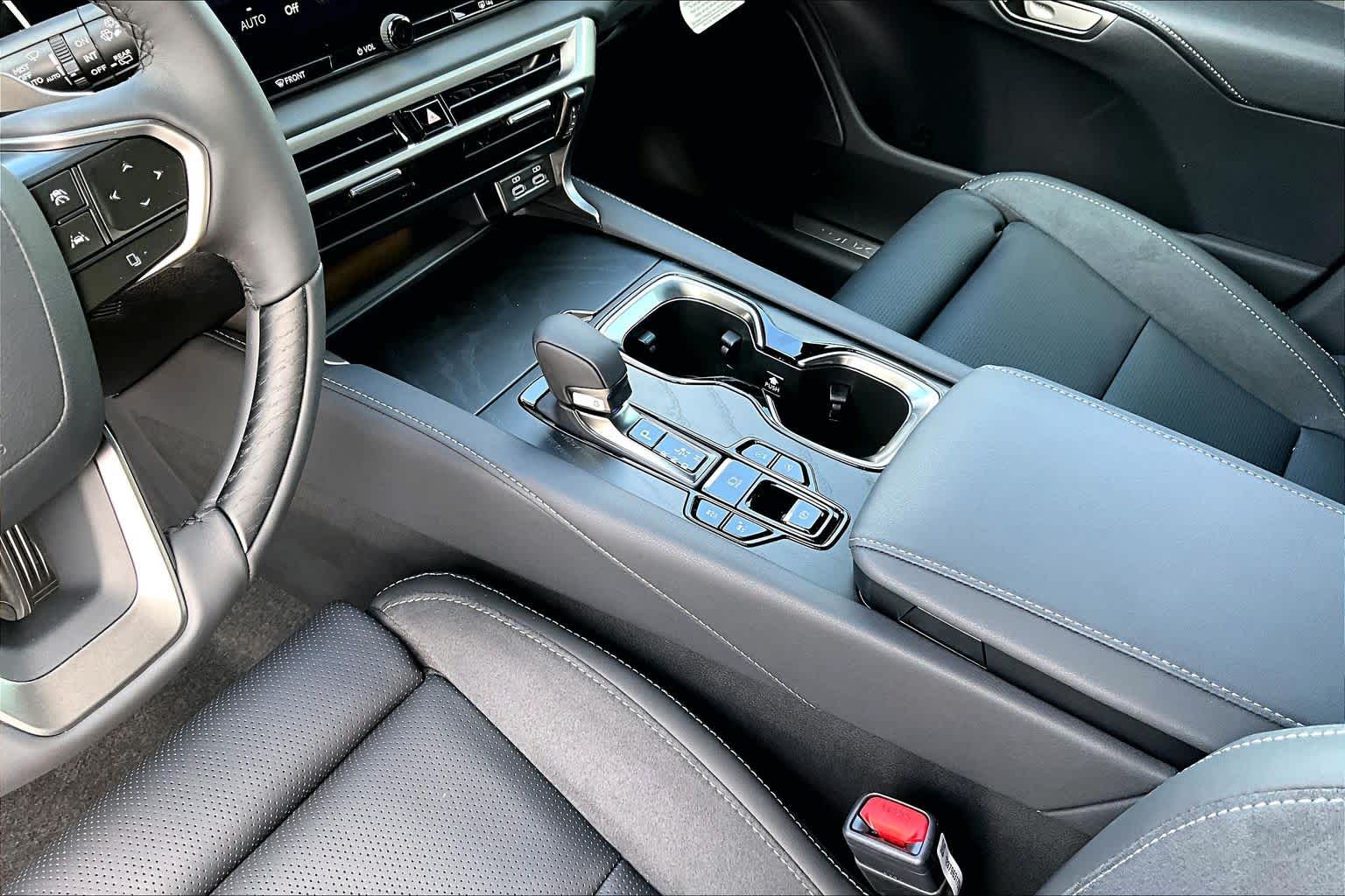 2026 Lexus RX 350 Luxury - 6