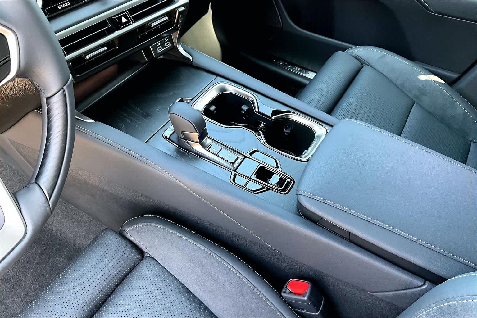 2026 Lexus RX 350h Luxury - 6