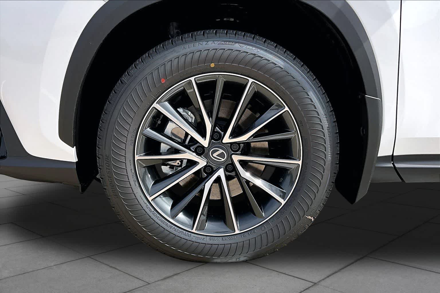 2026 Lexus NX 350 Premium - 10