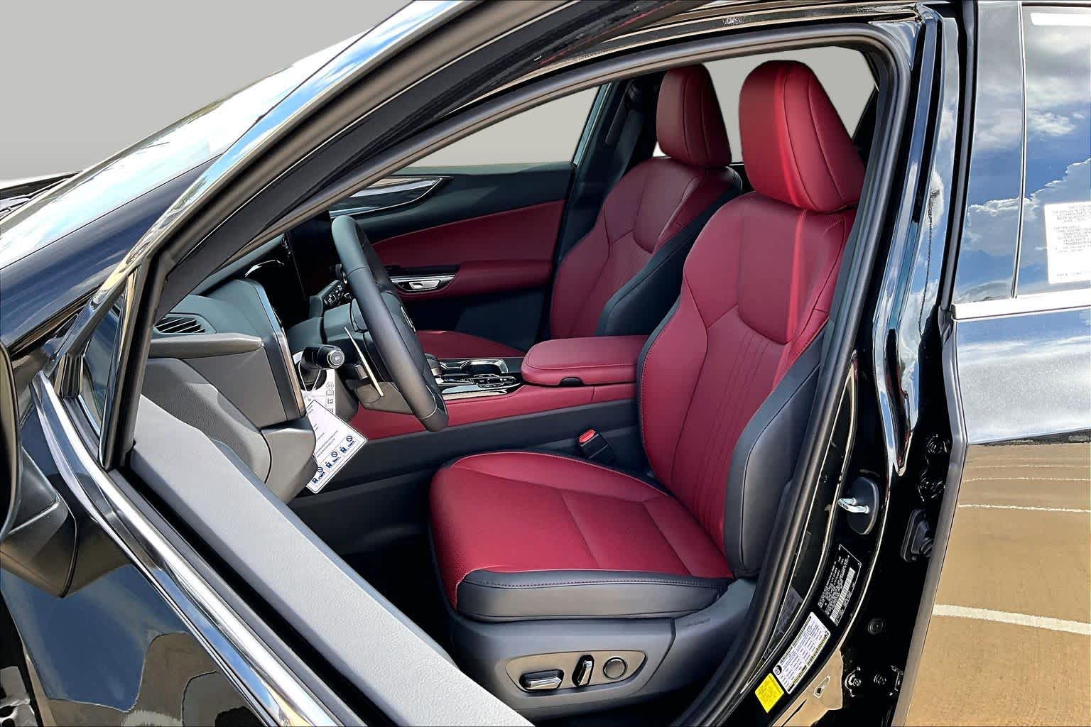 2026 Lexus NX 350 photo 9 of 22