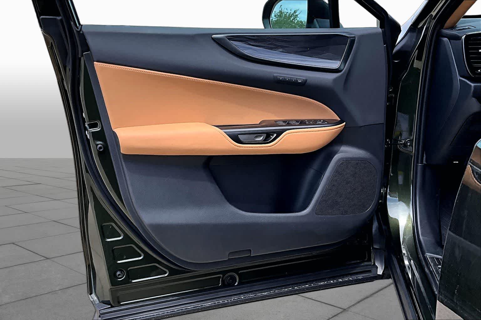 2026 Lexus NX 350 photo 10 of 20
