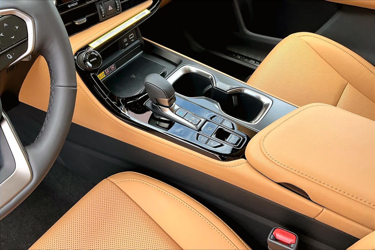 2026 Lexus NX 350 photo 7 of 20