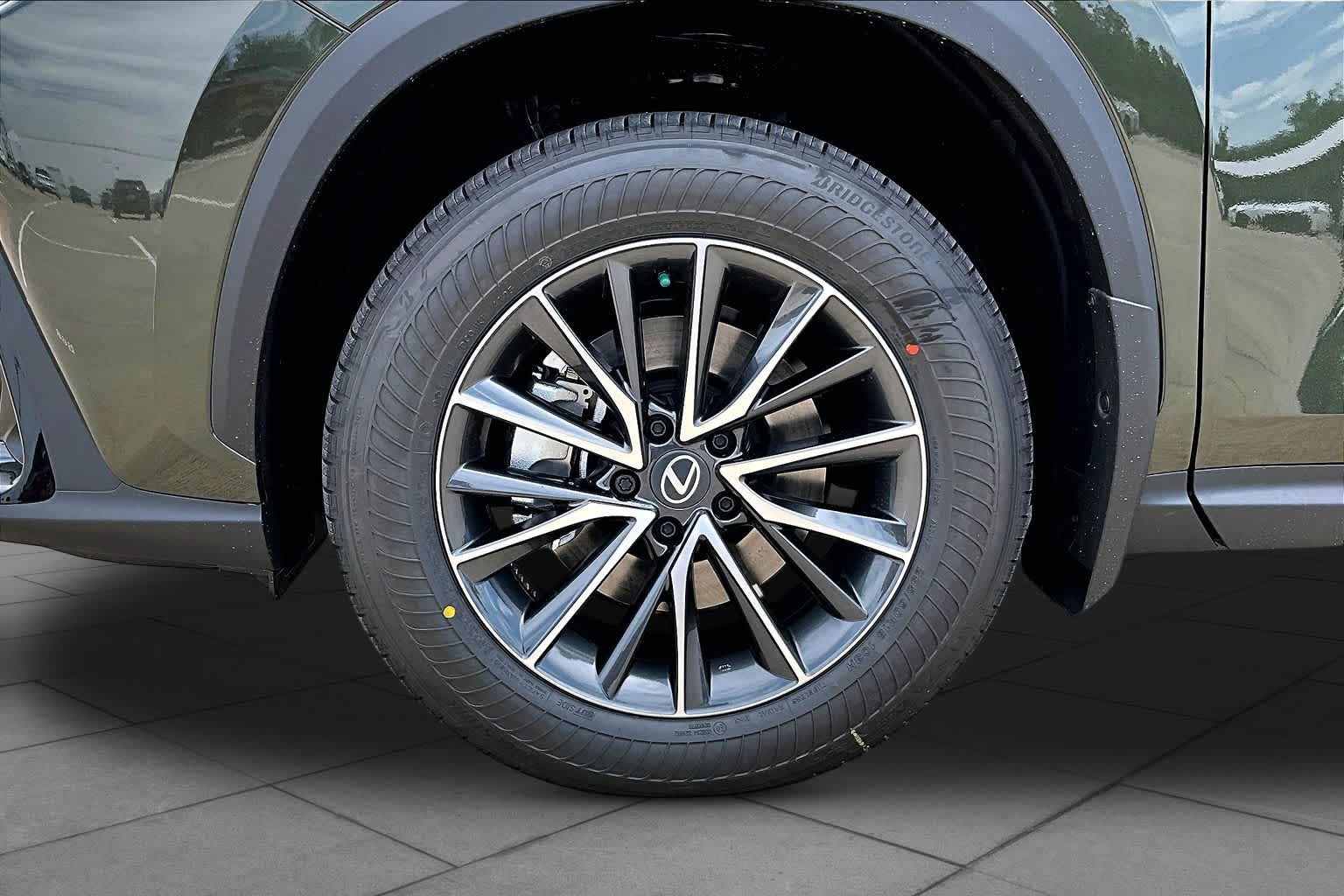 2026 Lexus NX 350 photo 11 of 20
