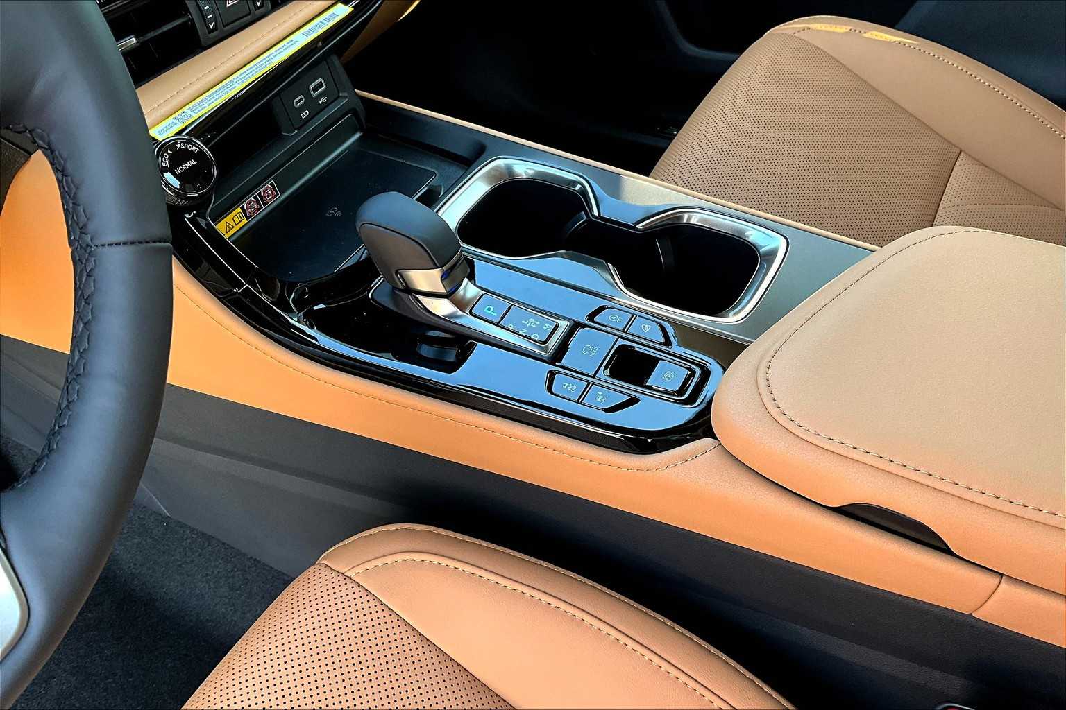 2026 Lexus NX Luxury  - 6