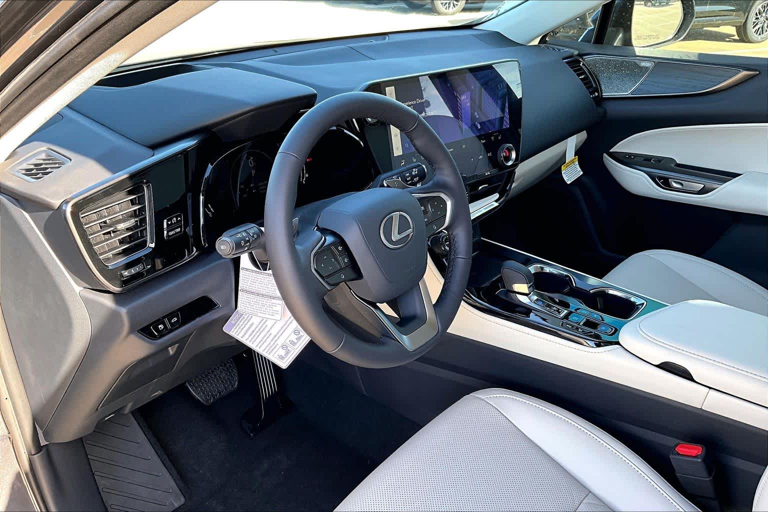 2026 Lexus NX 350 Luxury - 7
