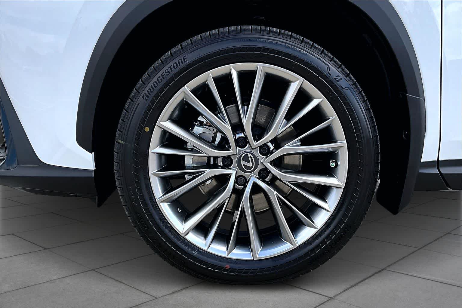 2026 Lexus NX 350 Luxury - 10