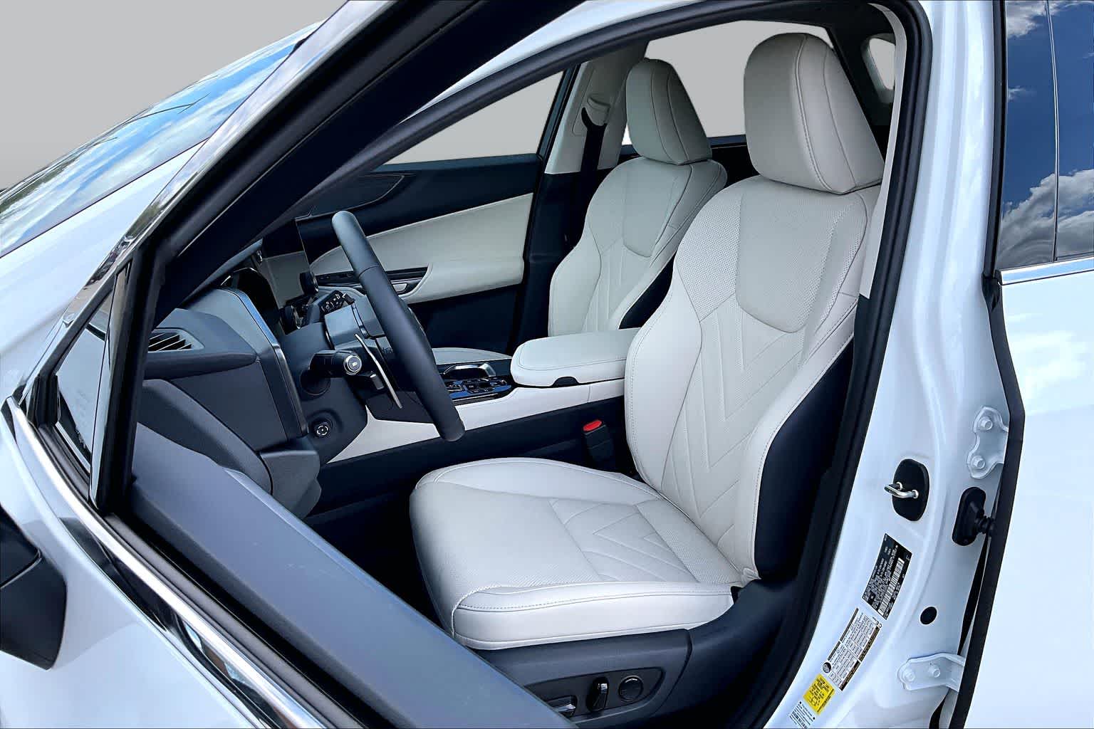 2026 Lexus NX 350 Luxury - 8