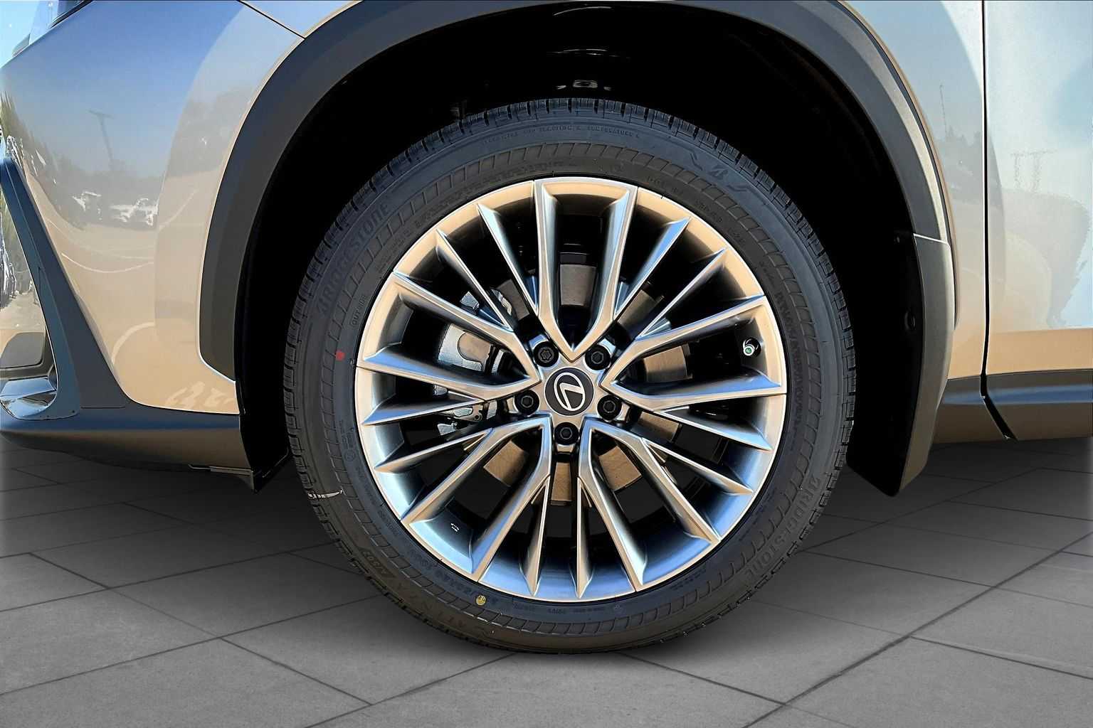 2026 Lexus NX Luxury  - 10