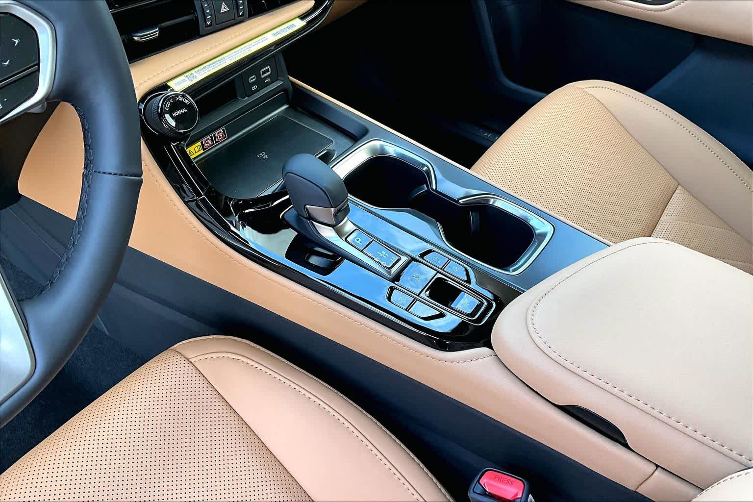 2026 Lexus NX 350 Luxury - 6