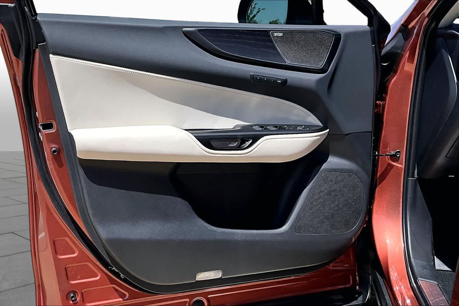 2026 Lexus NX 350 Luxury - 9