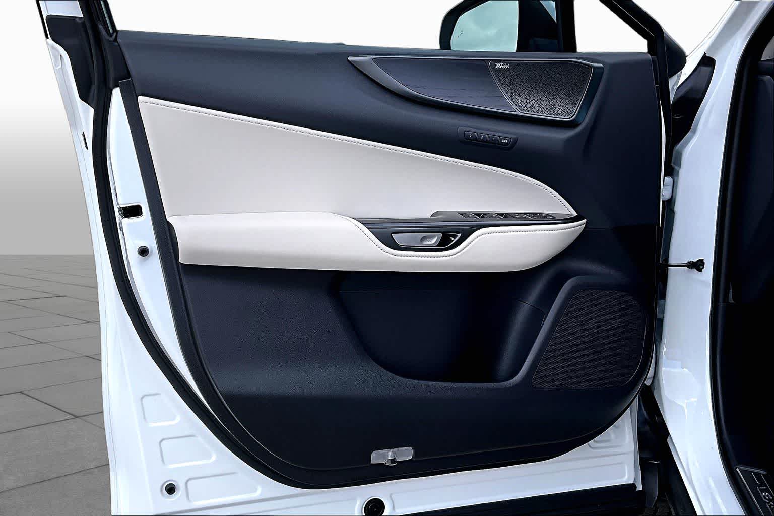 2026 Lexus NX 350 Luxury - 9