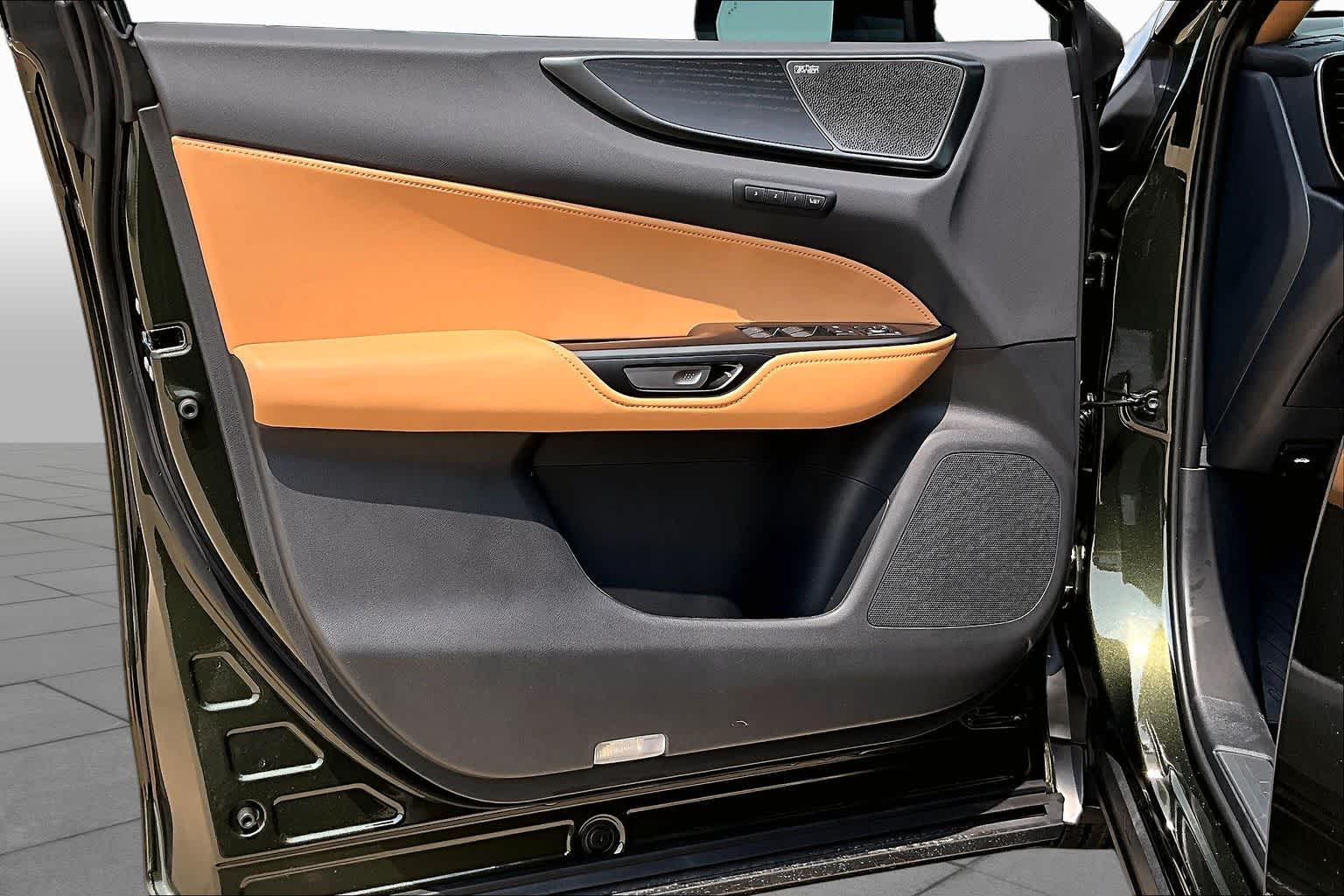 2026 Lexus NX 350 photo 10 of 20