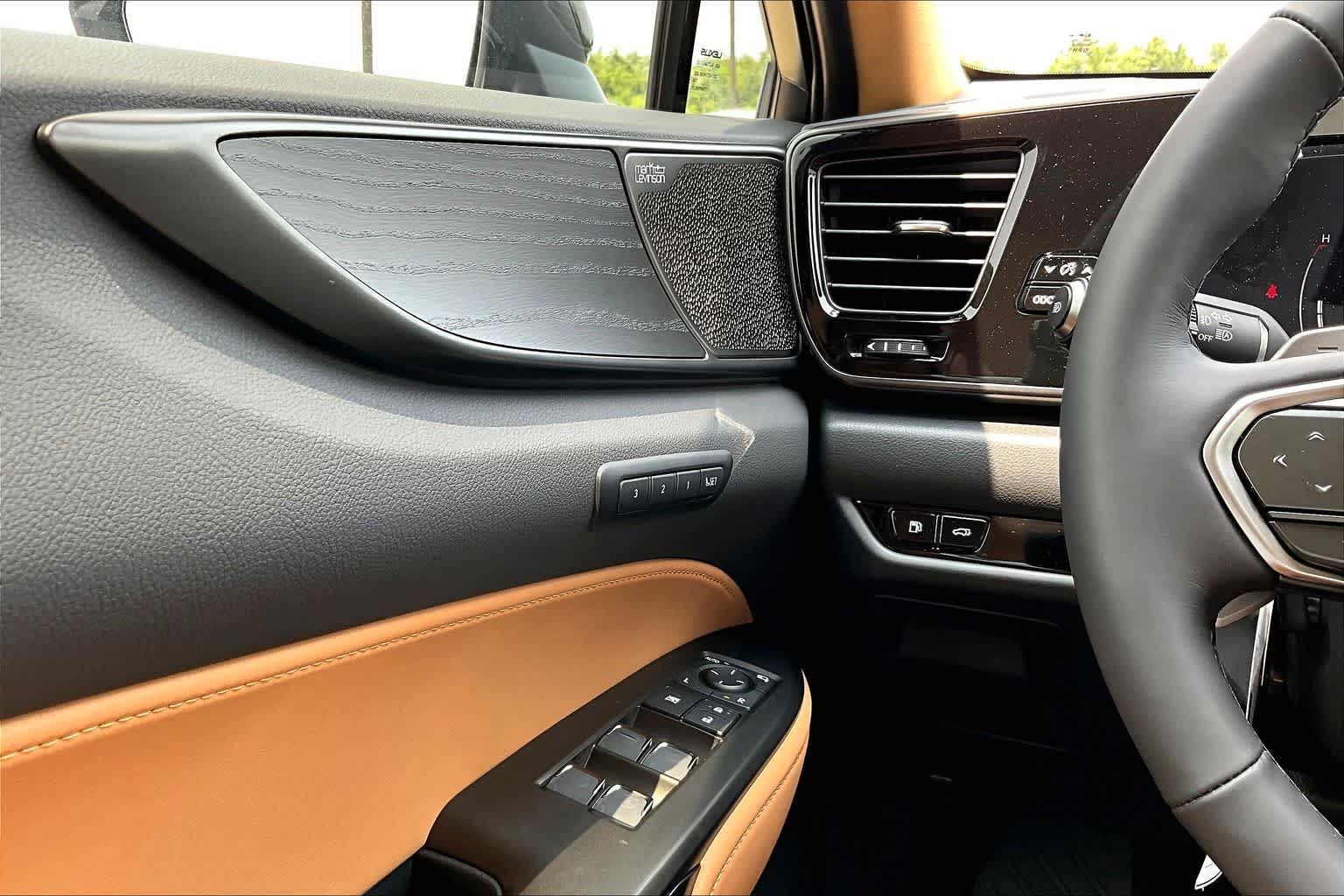 2026 Lexus NX 350 photo 20 of 20