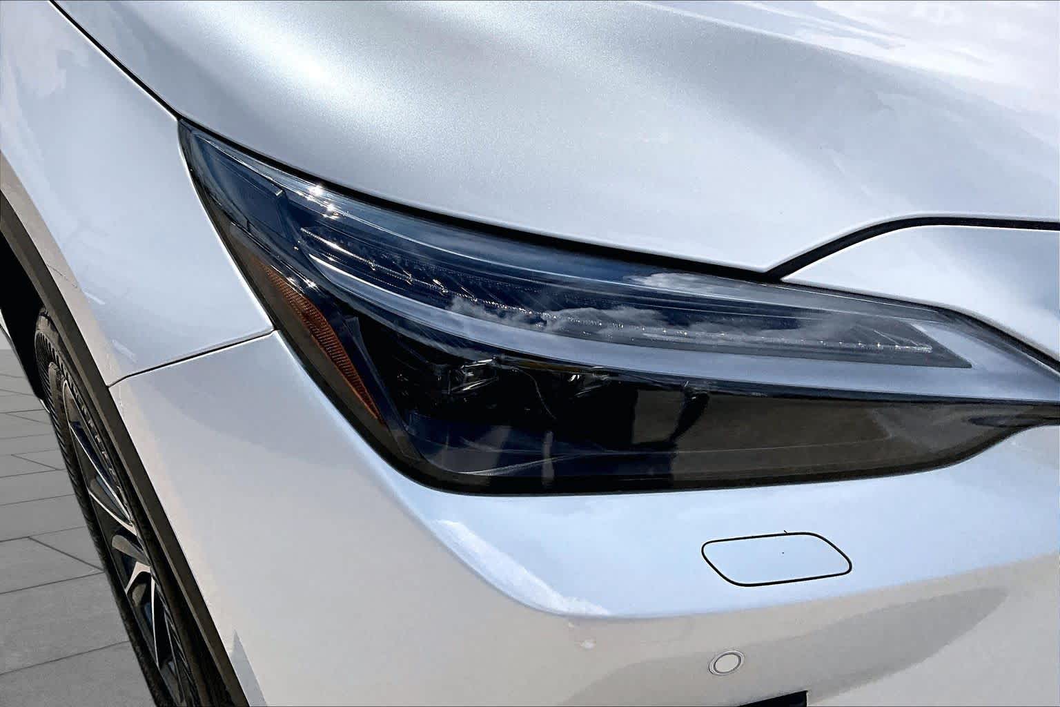 2025 Lexus NX 350 photo 28 of 34