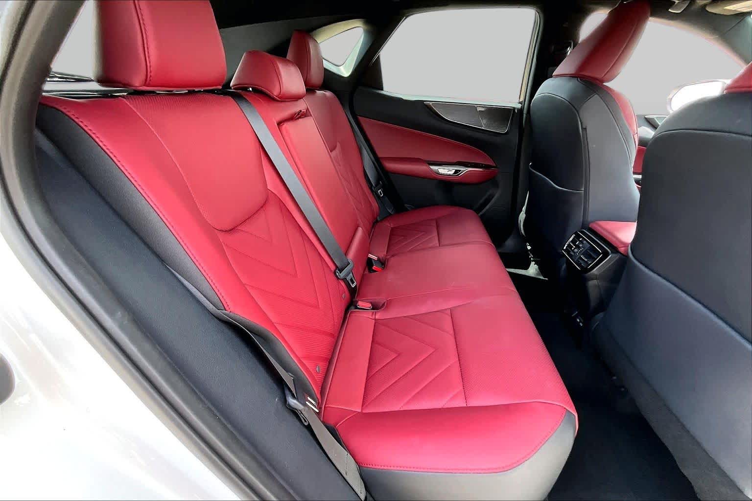 2025 Lexus NX 350 photo 21 of 34
