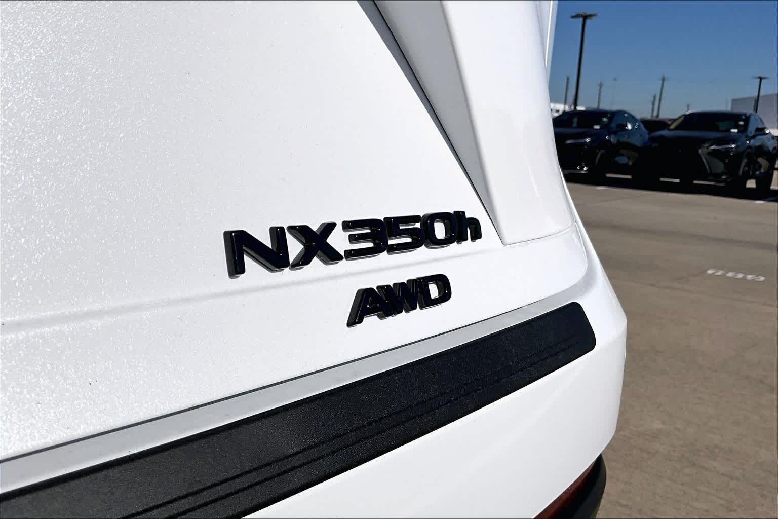 2026 Lexus NX 350h photo 15 of 22