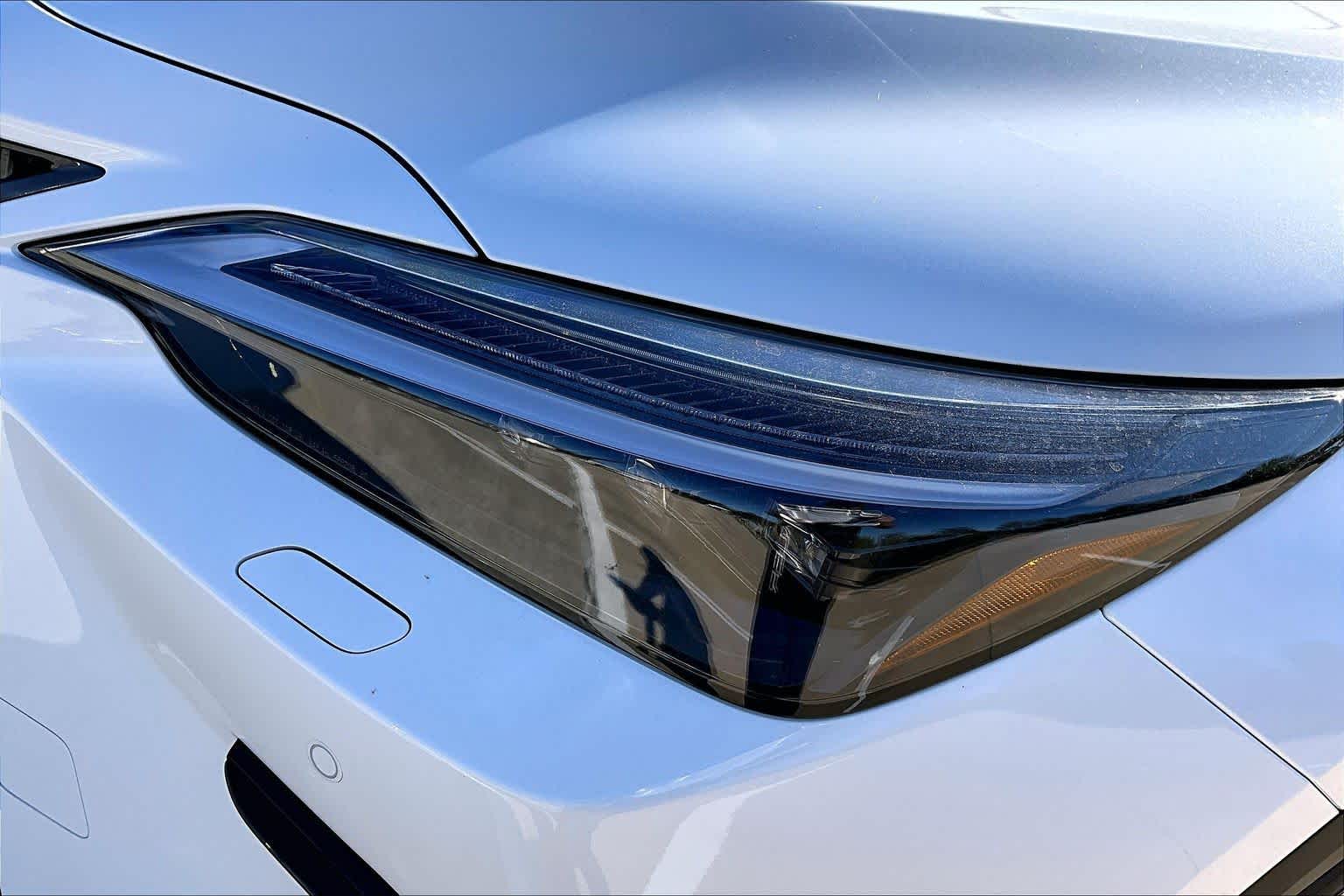 2026 Lexus NX 350h photo 13 of 22