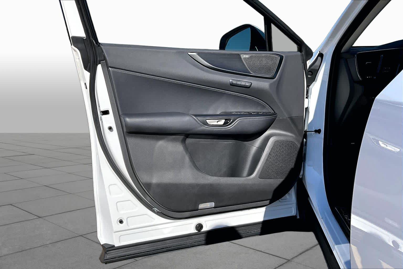 2026 Lexus NX 350h photo 10 of 22