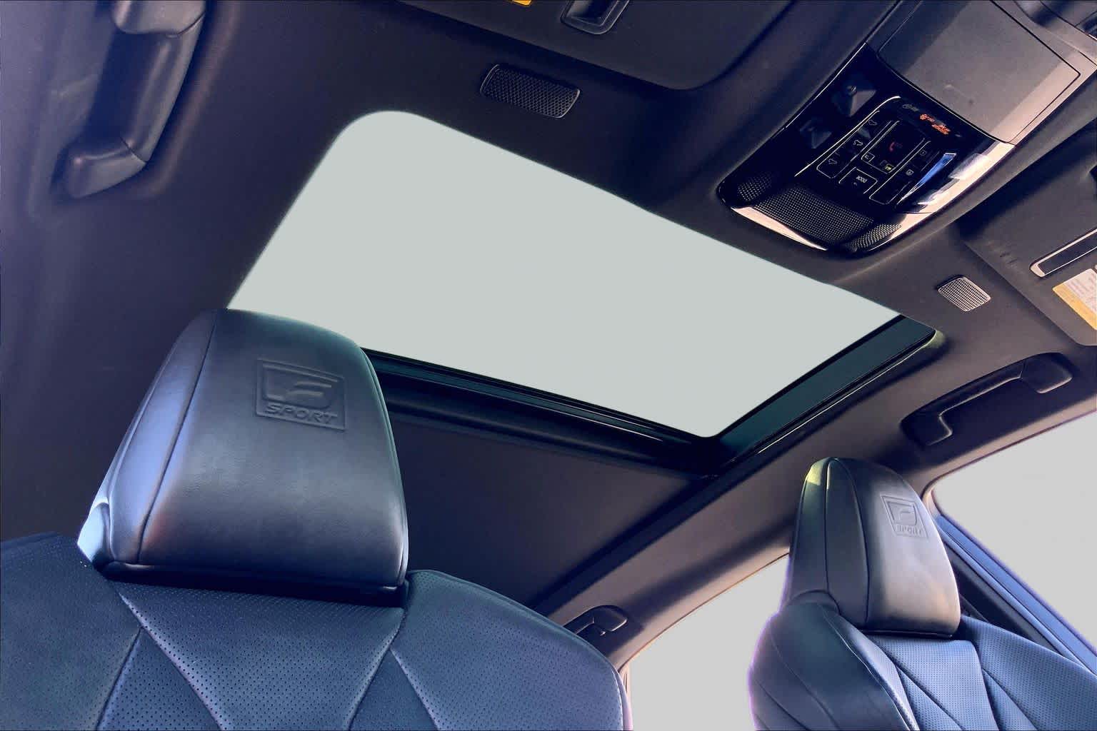 2024 Lexus NX 350 photo 14 of 36