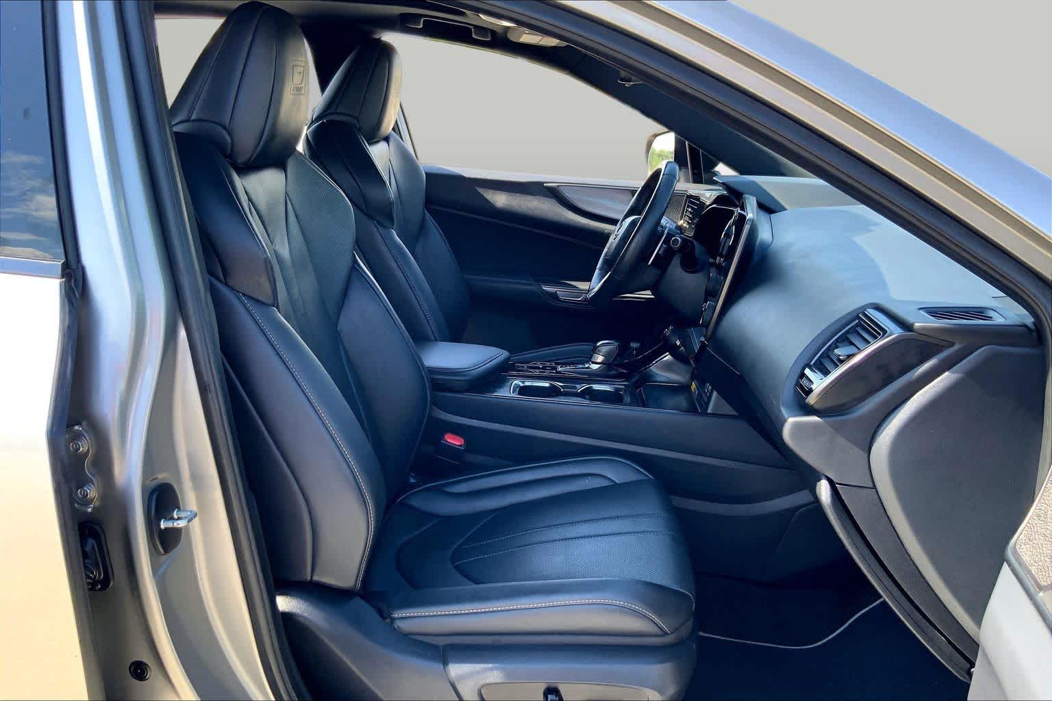 2024 Lexus NX 350 photo 9 of 36