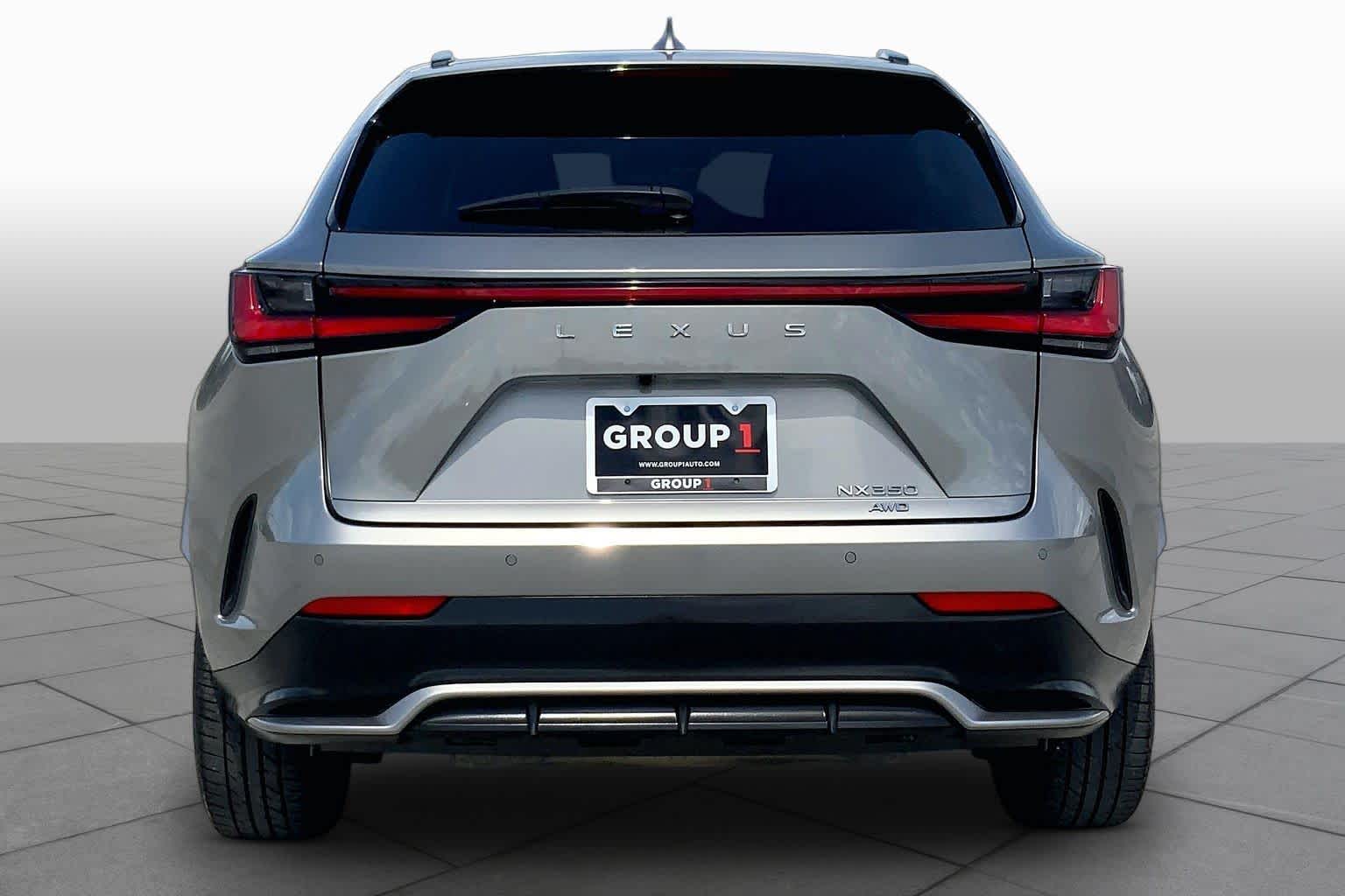 2024 Lexus NX 350 photo 5 of 36