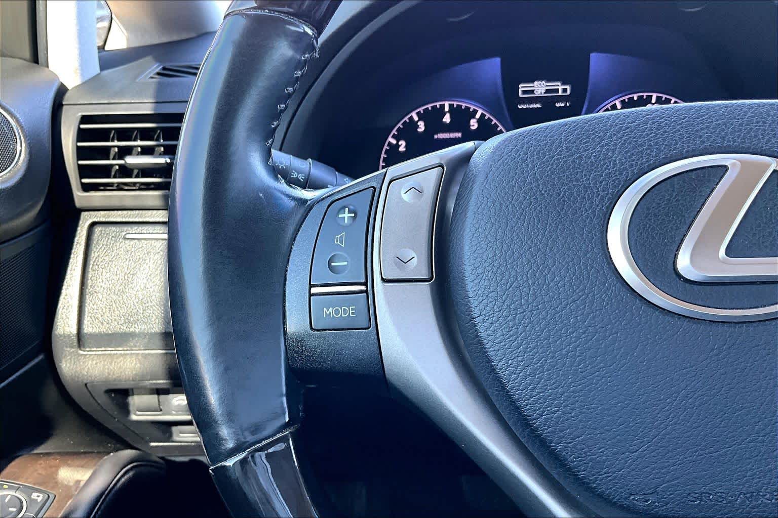 2013 Lexus RX 350 photo 18 of 31