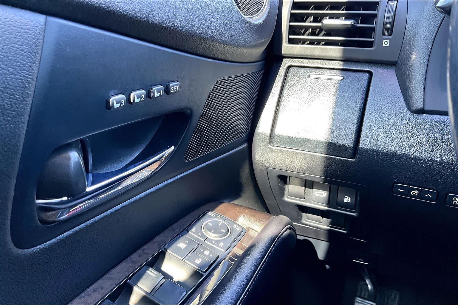 2013 Lexus RX 350 photo 30 of 31