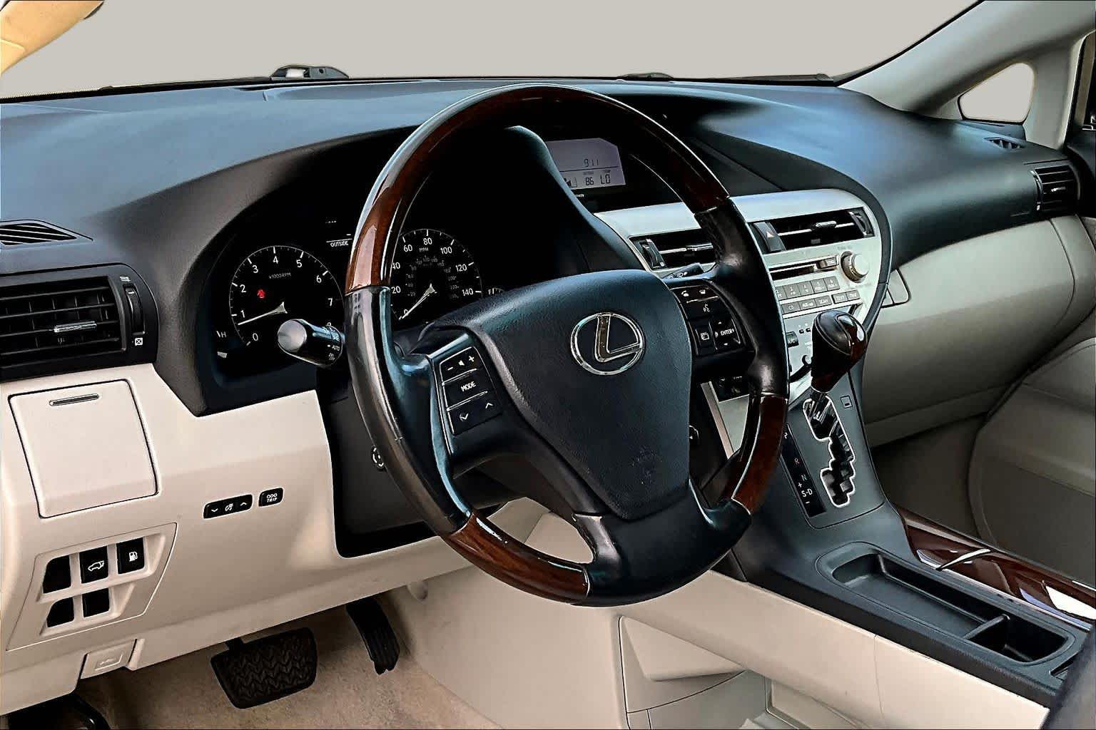2010 Lexus RX 350 photo 14 of 30