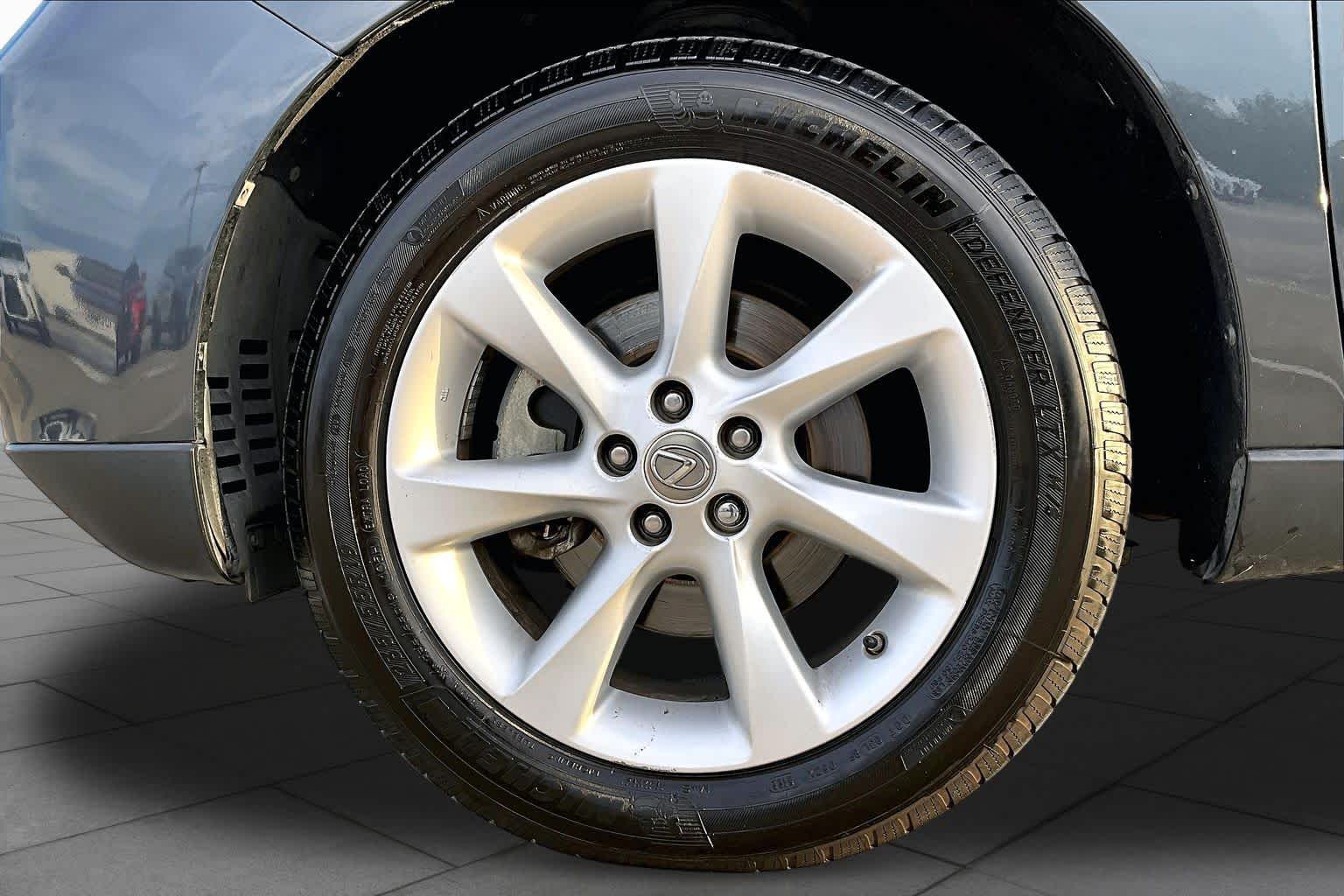 2010 Lexus RX 350 photo 8 of 30