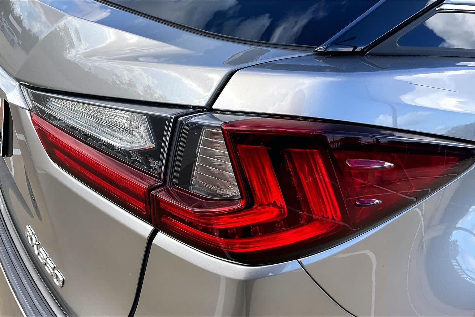 2018 Lexus RX 350 photo 29 of 37